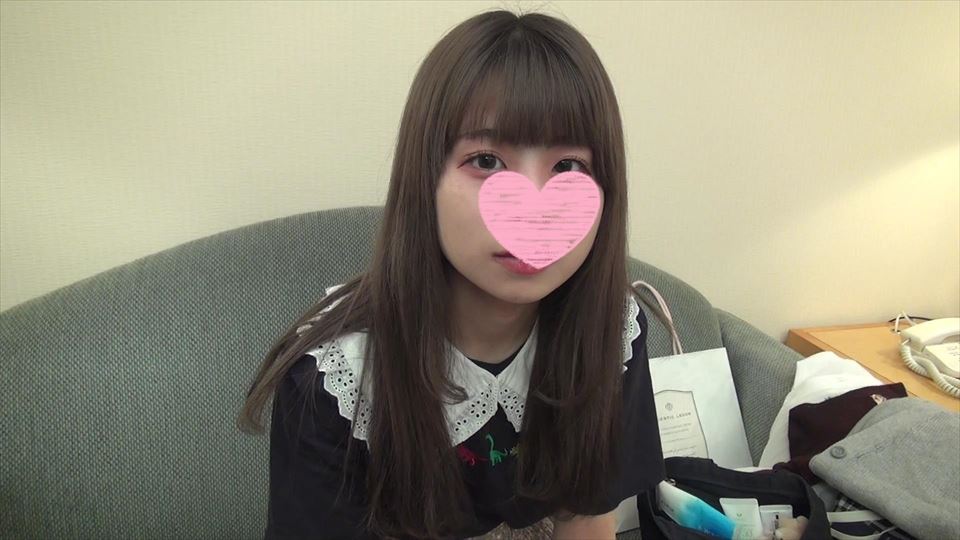 FC2PPV-1101589 完全顔出し♥️155/36の超スレンダーボディ♥️ロングヘアーが可愛い色白ロリ童顔20歳が女子○生制服姿での生ＳＥＸで半泣きの表情で膣アクメ連発♥️天然の剛毛オマンコから真っ白な本気汁が止まりません♥ 高画質エロ動画 | JAVFAN